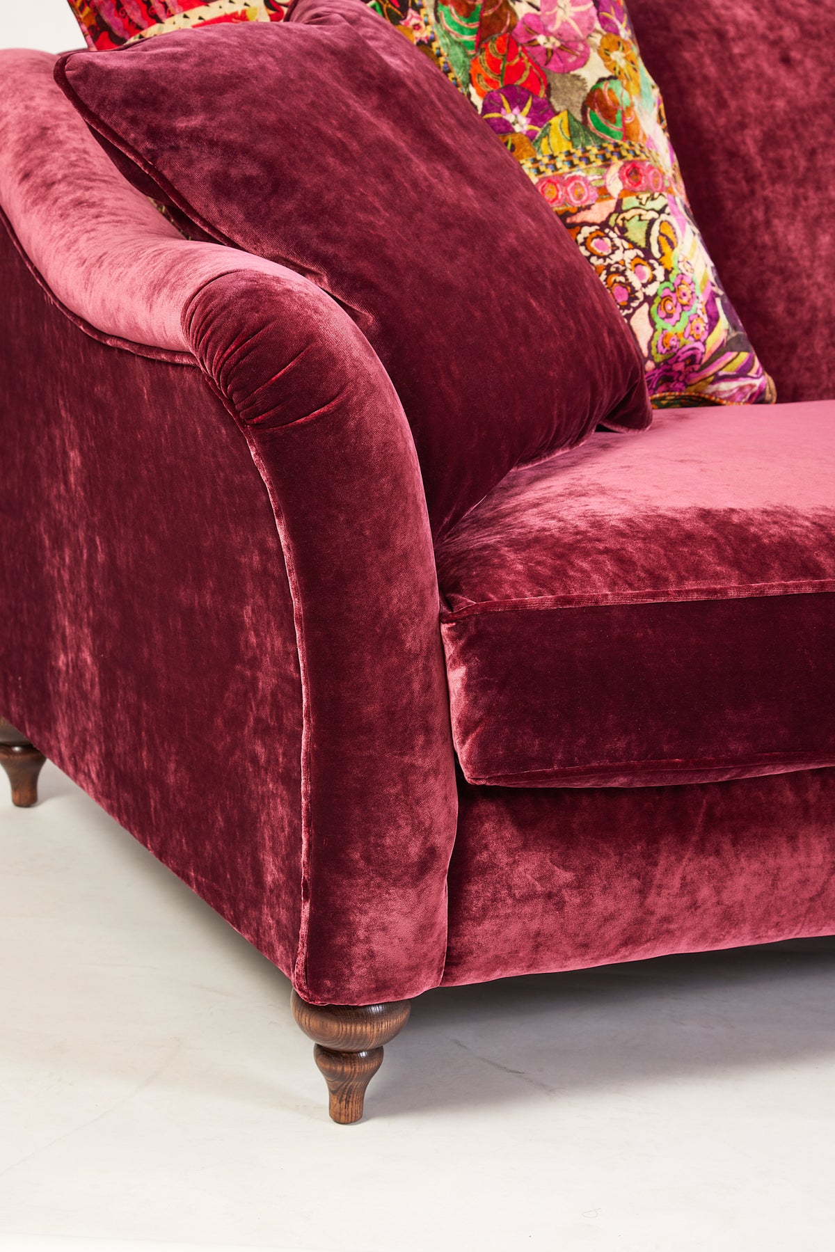 Spink & Edgar Lamour Grand Sofa