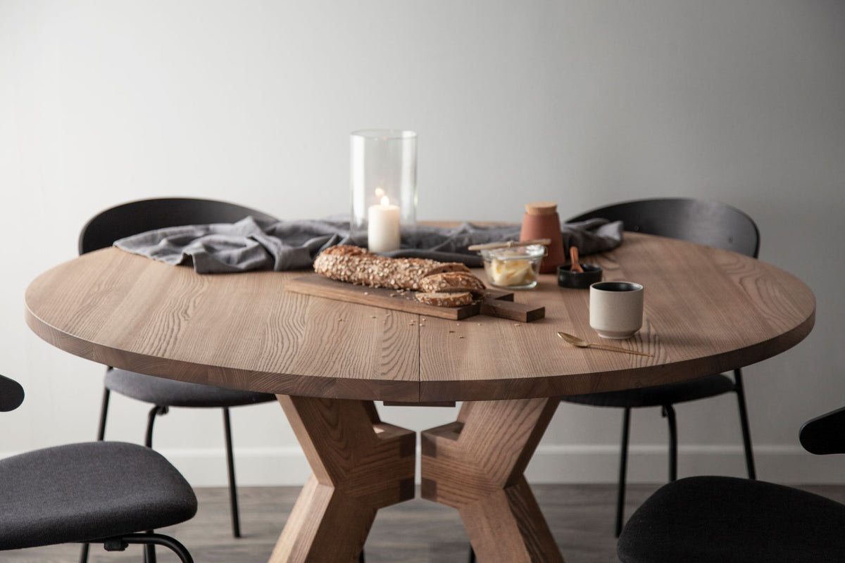 Lelani Round 120cm Dining Table