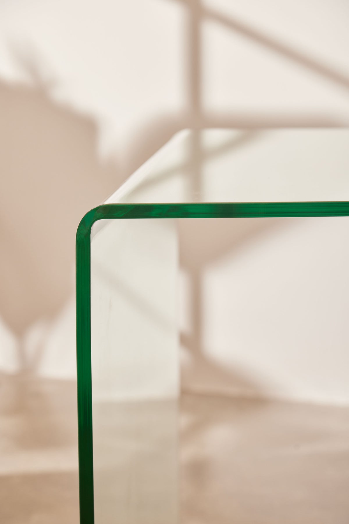 Office Traglass Desk